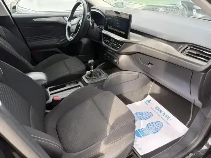Photo 10 Ford Focus  1.0 Flexifuel mHEV 125 ch Titanium X Business