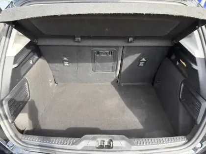 Photo 12 Ford Focus  1.0 Flexifuel mHEV 125 ch Titanium X Business