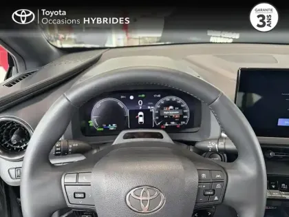 Photo 12 Toyota C-HR  2.0 Hybride Rechargeable 225ch Graphic MY26