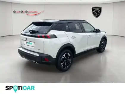 Photo 6 Peugeot 2008  1.2 PureTech 130ch S&S GT EAT8