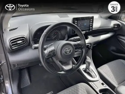 Photo 10 Toyota Yaris  116h Dynamic 5p MC24