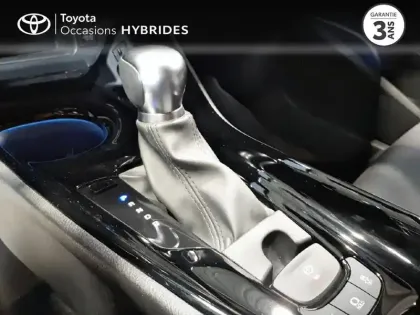 Photo 11 Toyota C-HR  1.8 Hybride 122ch Design E-CVT