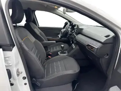 Photo 14 Dacia Sandero  1.0 ECO-G 100ch Stepway Confort