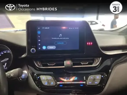 Photo 8 Toyota C-HR  2.0 Hybride 184ch Design Ultimate E-CVT