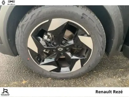 Photo 7 Renault Captur  1.2 TCe 115ch Techno - 26