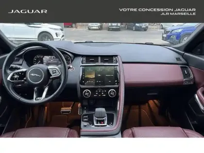 Photo 13 Jaguar E-Pace  P200 FlexFuel MHEV 200ch R-Dynamic SE