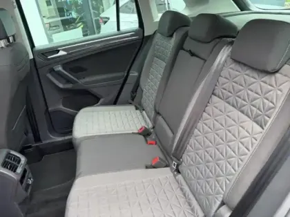 Photo 6 Volkswagen Tiguan  1.4 eHybrid 245ch Elegance DSG6