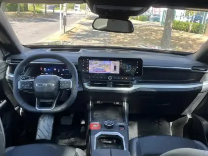 Photo 9 Jeep Compass  1.2 Turbo T3 145ch e-Hybrid First Edition BVR6