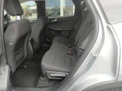 Photo 9 Ford Kuga  2.5 Duratec 190ch FHEV E85 Titanium BVA