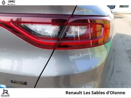 Photo 13 Renault Arkana  1.6 E-Tech hybride 145ch Engineered -22