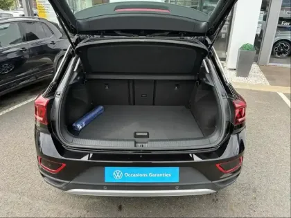 Photo 18 Volkswagen T-roc  1.5 TSI EVO 150ch Life Plus DSG7