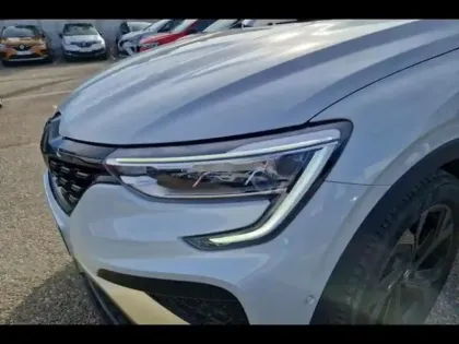 Photo 14 Renault Arkana  1.6 E-Tech hybride 145ch Engineered -22