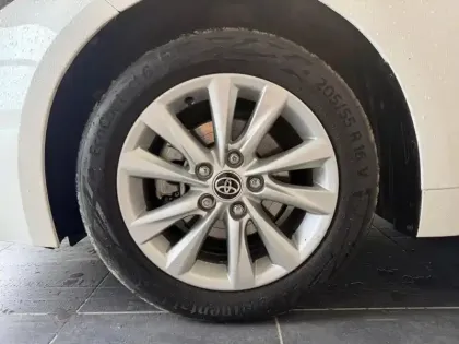 Photo 10 Toyota Corolla  Touring Spt 1.8 140ch Dynamic MY25