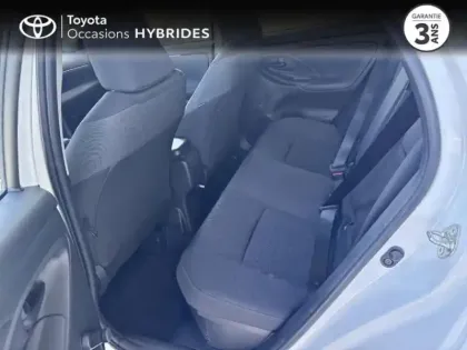 Photo 11 Toyota Yaris  116h Dynamic 5p MC24
