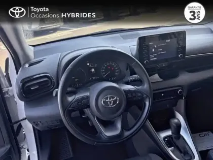 Photo 8 Toyota Yaris  116h Dynamic 5p MC24