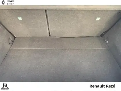 Photo 6 Renault Clio  1.6 E-Tech 145ch full hybrid Techno - 24