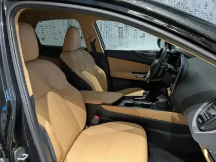Photo 9 Lexus Nx  450h+ Luxe 4WD