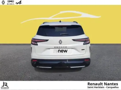 Photo 5 Renault Espace  1.2 E-Tech full hybrid 200ch esprit Alpine 7 places - 26