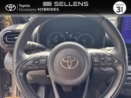 Photo 12 Toyota Yaris  116h Collection 5p MC24