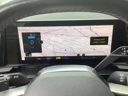 Photo 13 Renault Espace VI E-Tech hybrid 200 esprit Alpine