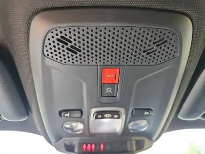 Photo 14 Peugeot 2008  PureTech 130 S&S EAT8