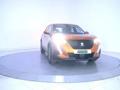 Photo 27 Peugeot 2008  PureTech 100 S&S BVM6