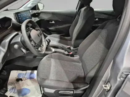 Photo 10 Peugeot 208  100 S&S BVM6