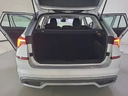 Photo 28 Skoda Kamiq  1.0 TSI 95 ch BVM5