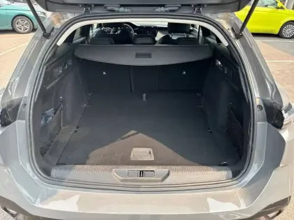 Photo 5 Peugeot 308  SW BlueHDi 130ch S&S EAT8