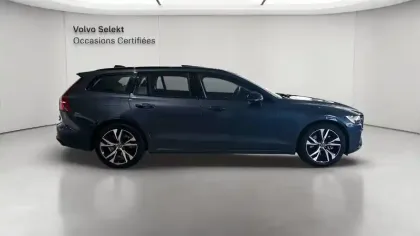 Photo 6 Volvo V60  Micro hybride essence B4 197 ch DCT7