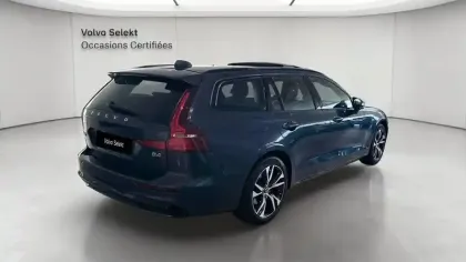 Photo 5 Volvo V60  Micro hybride essence B4 197 ch DCT7