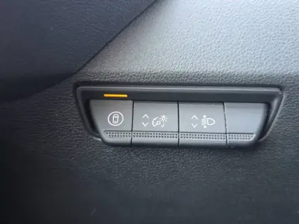 Photo 31 Renault Master  FG BLUE DCI 130 L2H2 3T5 TR