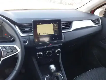 Photo 13 Renault Captur  E-Tech full hybrid 145