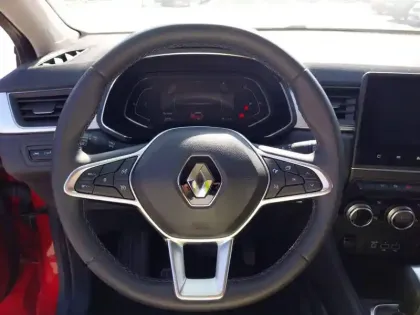Photo 10 Renault Captur  E-Tech full hybrid 145