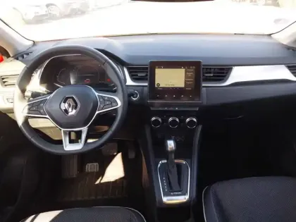 Photo 9 Renault Captur  E-Tech full hybrid 145