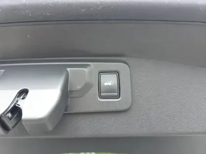 Photo 15 Renault Austral  E-Tech hybrid 200