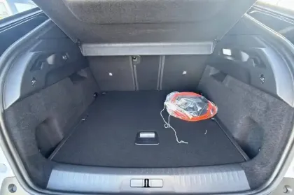 Photo 10 Peugeot 3008  Plug-in Hybrid 195 e-DCS7