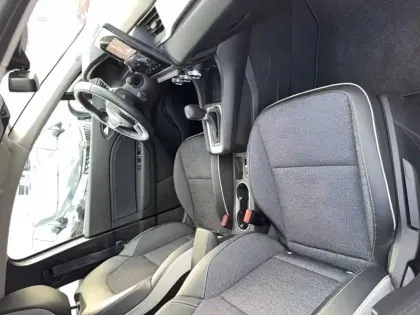 Photo 8 Renault Captur  E-Tech hybride 145