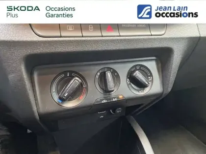 Photo 17 Skoda Fabia  1.0 MPI 60 ch BVM5