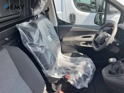 Photo 13 Citroën Berlingo  VAN M DIESEL 100 CH MANUELLE