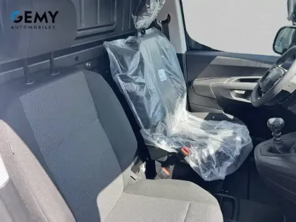 Photo 8 Citroën Berlingo  VAN M DIESEL 100 CH MANUELLE