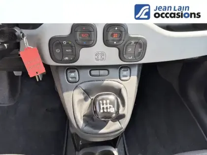 Photo 12 Fiat Panda City Cross 1.0 70 ch Hybride BSG S/S