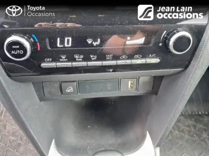 Photo 13 Toyota Yaris  Cross Hybride 116h AWD-i