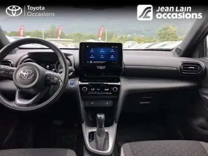 Photo 17 Toyota Yaris  Cross Hybride 116h AWD-i