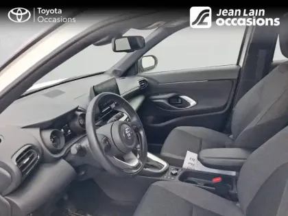 Photo 10 Toyota Yaris  Cross Hybride 116h AWD-i