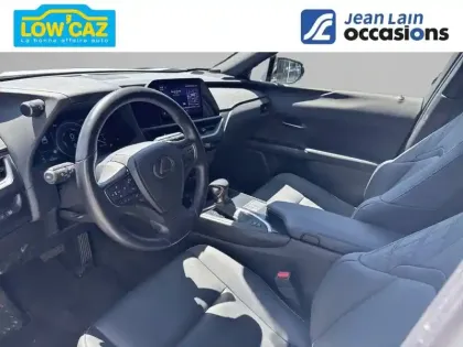 Photo 10 Lexus UX  250h 4WD