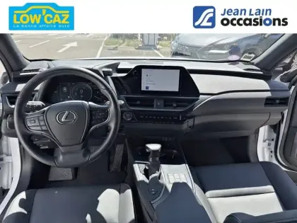 Photo 17 Lexus UX  250h 4WD