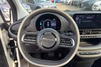 Photo 17 Fiat 500  e 118 ch
