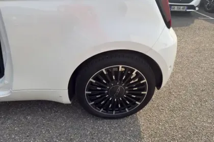 Photo 11 Fiat 500  e 118 ch