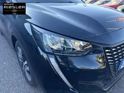 Photo 15 Peugeot 208  PureTech 100 S&S EAT8